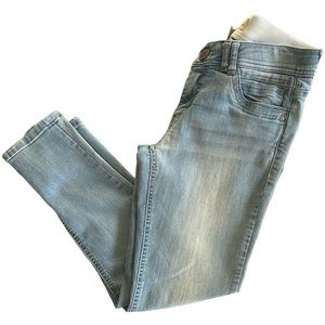 Democracy Jeans size 4